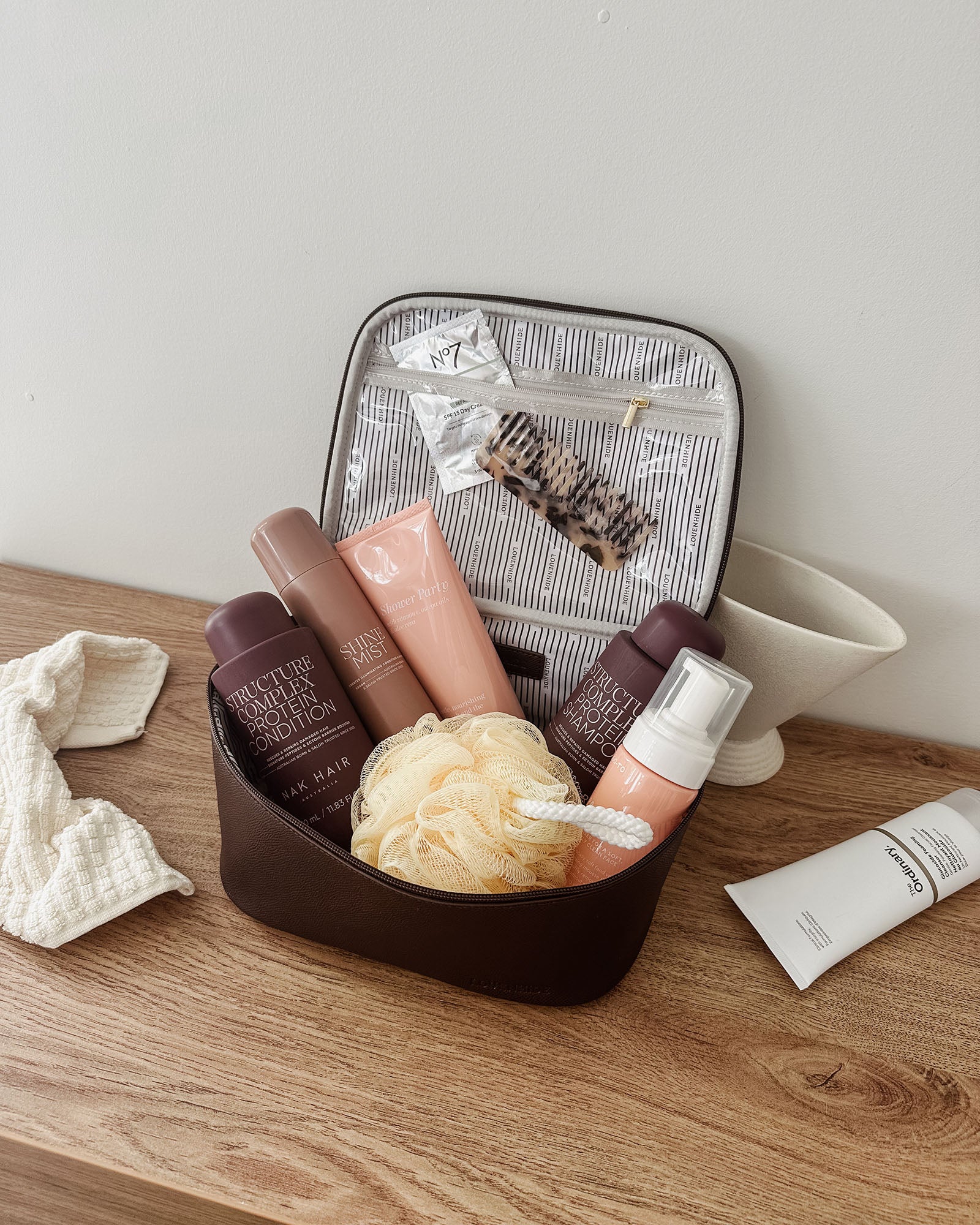 Baby Hepburn Cosmetic Case - Chocolate - Image 2