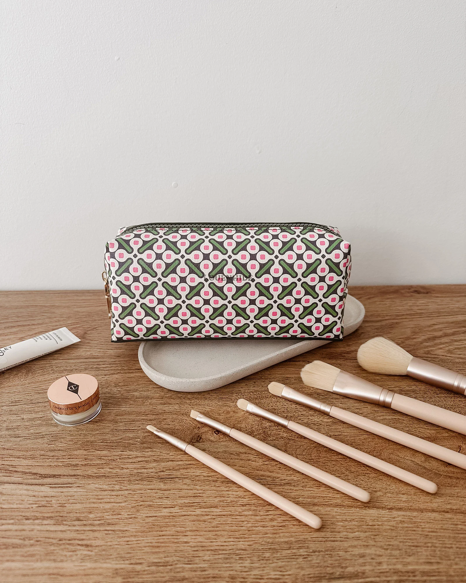 Brianna Makeup Bag - Retro Olive - Image 2
