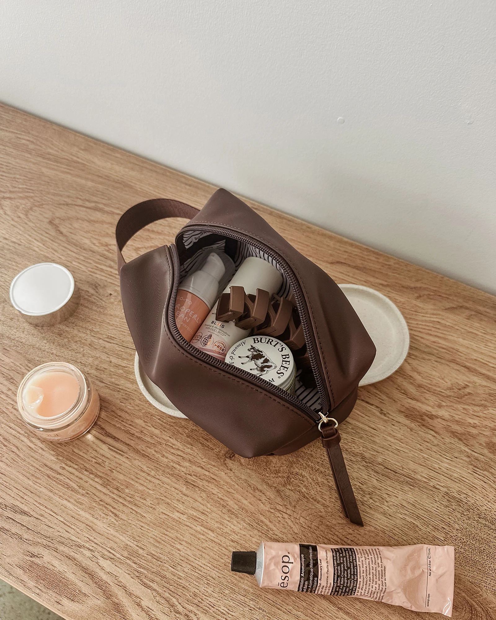 Kenya & Xena Cosmetic Set - Chocolate - Image 8