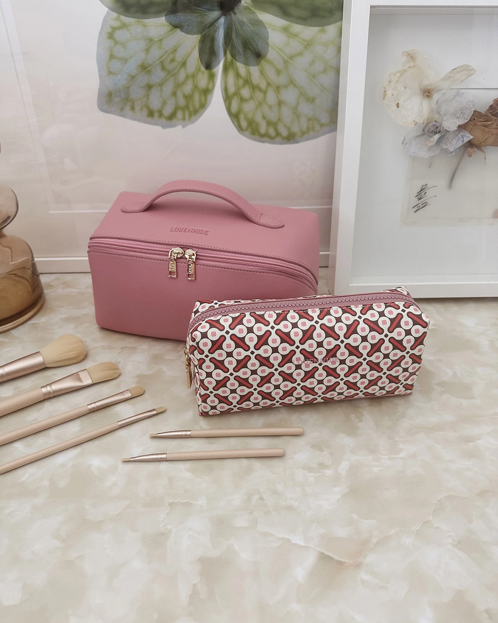 Mary Brianna Cosmetic Set - Bubblegum Pink - Image 2