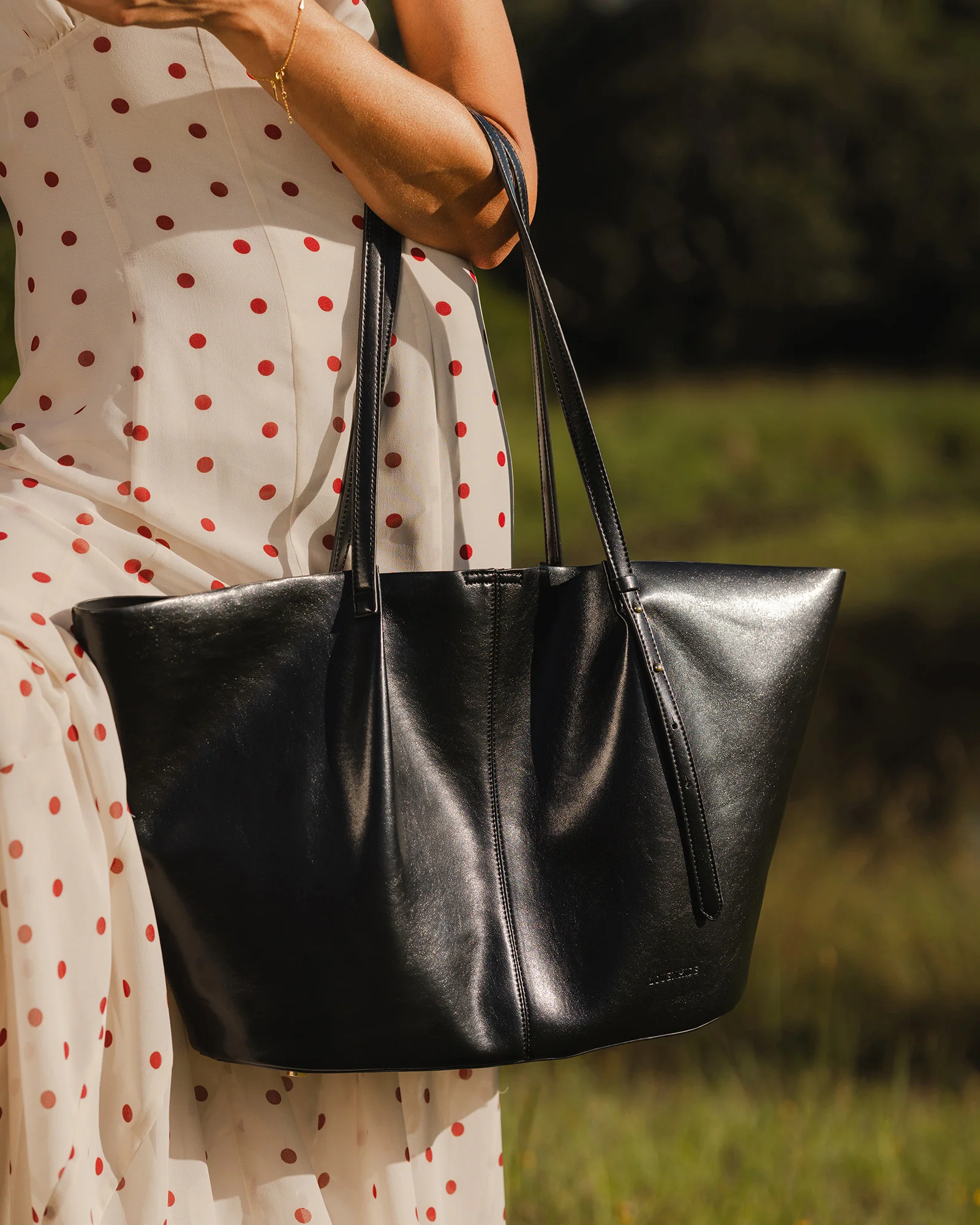 Sawyer Tote Bag - Black - Image 7