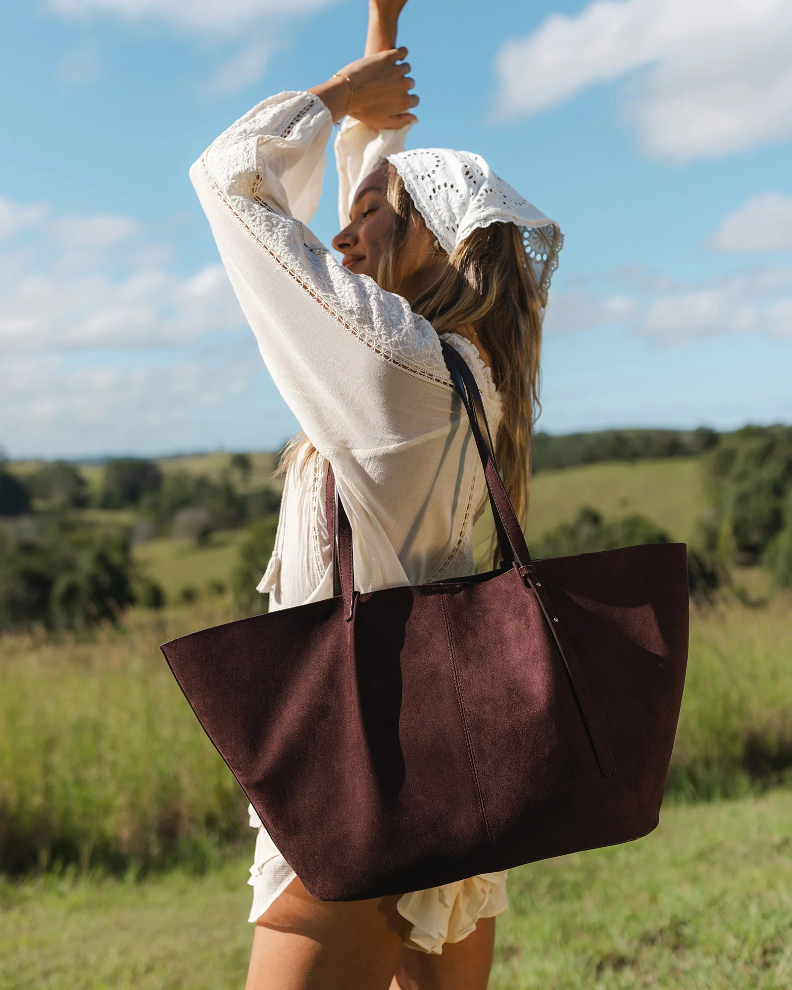 Sawyer Suedette Tote Bag - Chocolate - Image 2