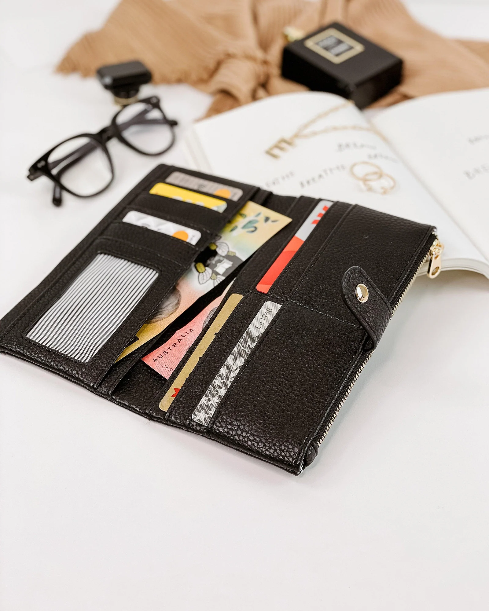 Stella Wallet - Black - Image 2
