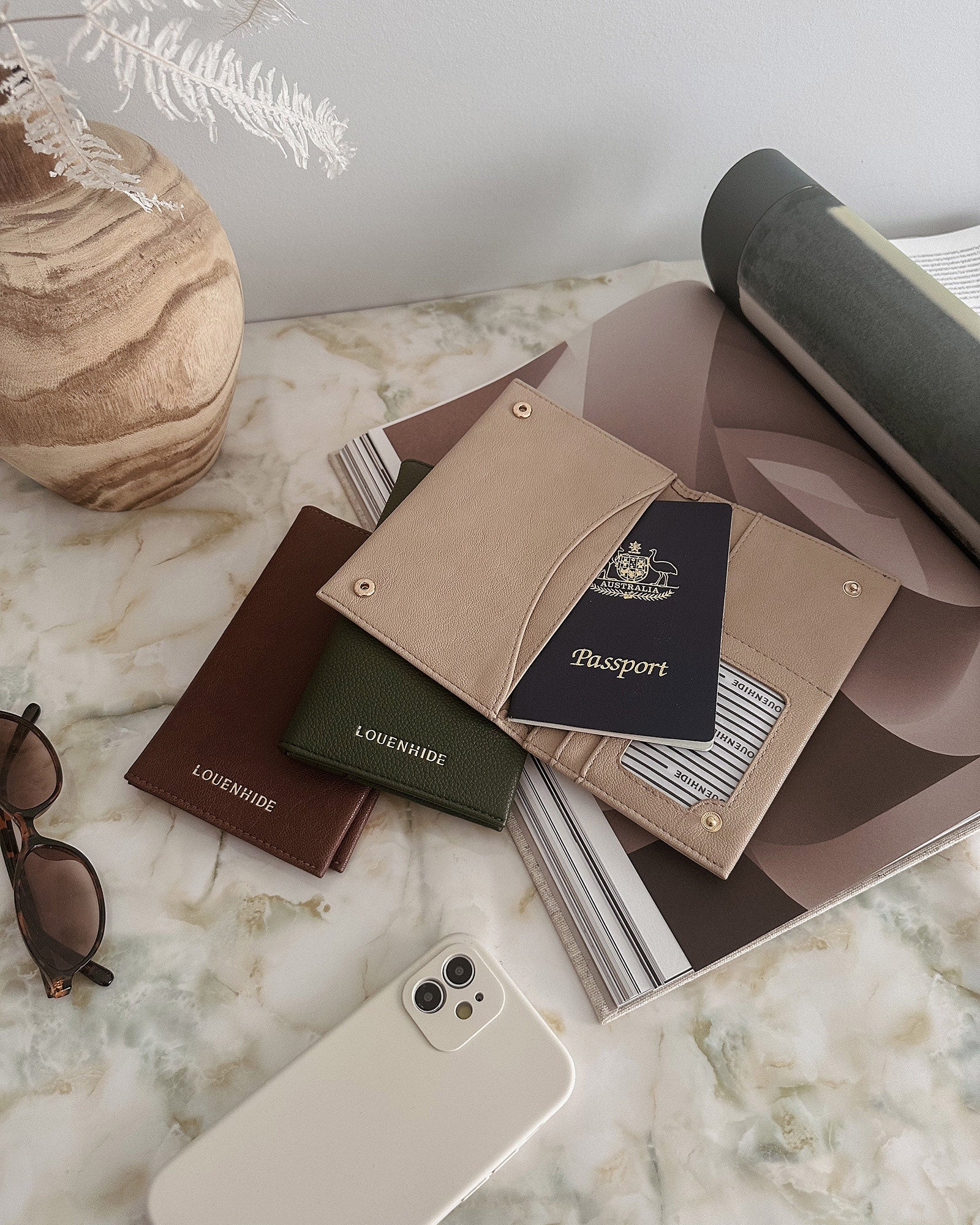 Venice Passport Holder - Saddle Malt - Image 2